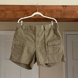 Men’s Khaki Shorts Size 40
